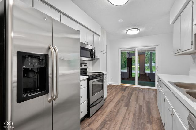101 Knoll Court A, Noblesville, IN 46062