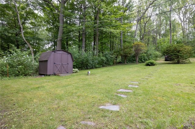 2350 Thornton Grove North, Skaneateles, NY 13152