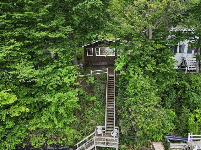 2350 Thornton Grove North, Skaneateles, NY 13152
