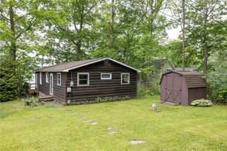 2350 Thornton Grove North, Skaneateles, NY 13152