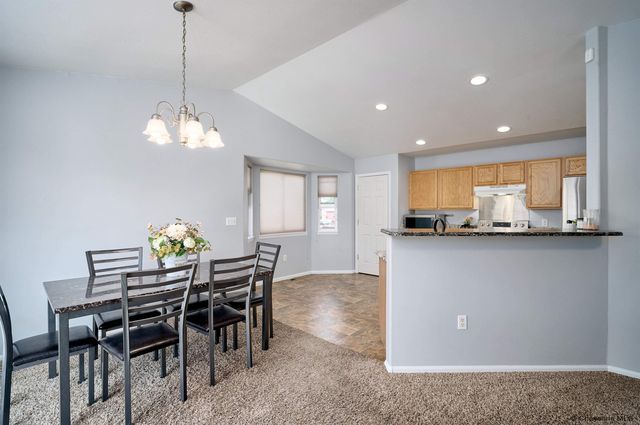 5015 SUNNY HILL, Cheyenne, WY 82009