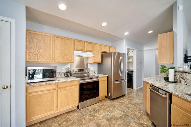 5015 SUNNY HILL, Cheyenne, WY 82009