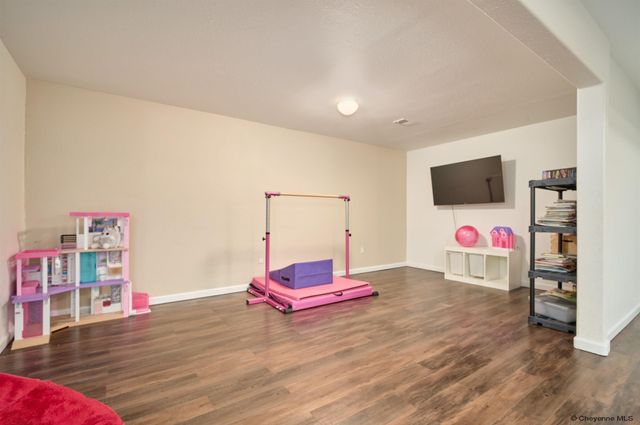 5015 SUNNY HILL, Cheyenne, WY 82009