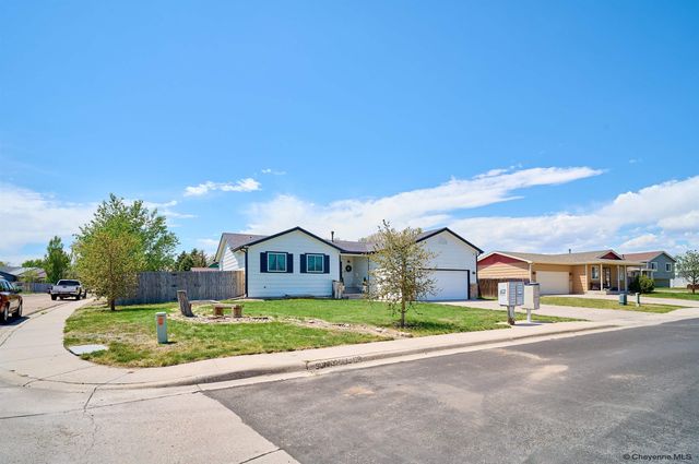 5015 SUNNY HILL, Cheyenne, WY 82009