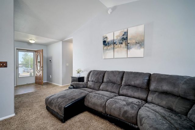 5015 SUNNY HILL, Cheyenne, WY 82009