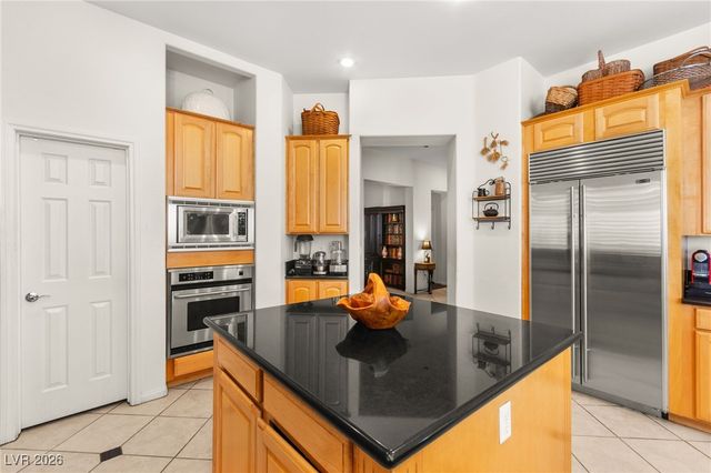 7452 Cherry Orchard Street, Las Vegas, NV 89123