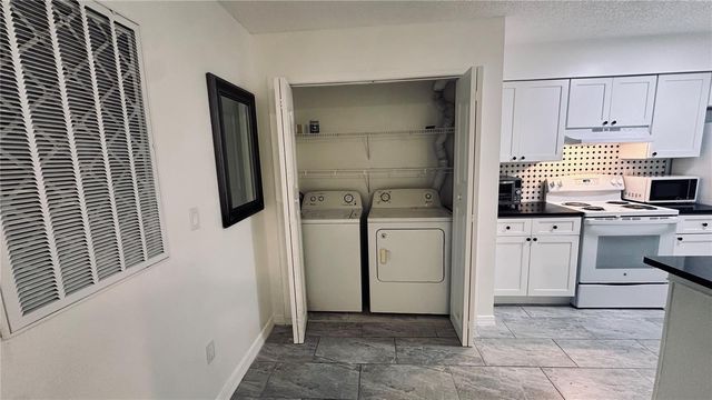 709 SECRET HARBOR LANE 111, Lake Mary, FL 32746