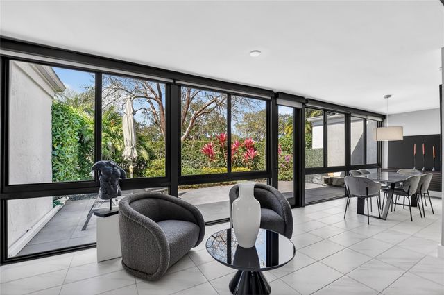 19480 Sawgrass Drive 1703, Boca Raton, FL 33434