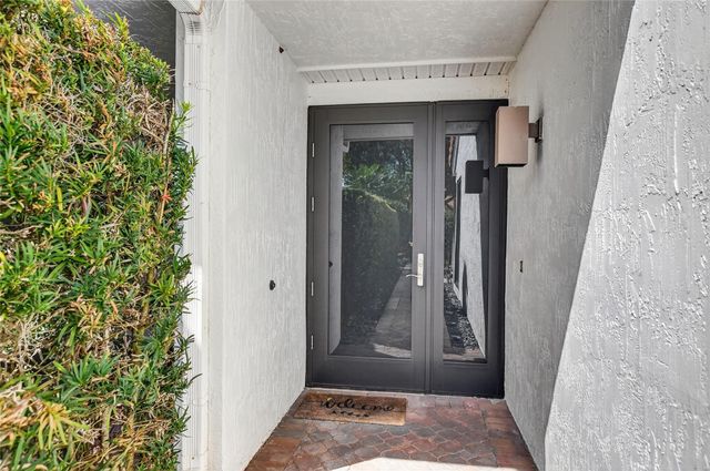 19480 Sawgrass Drive 1703, Boca Raton, FL 33434