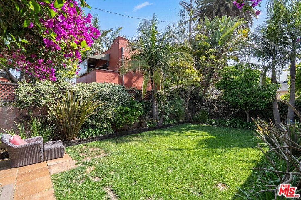 Image 19 of property listing at 4146 Chase Avenue, Los Angeles, CA 90066