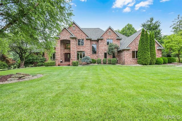 15 Sugar Creek Lane, Edwardsville, IL 62025