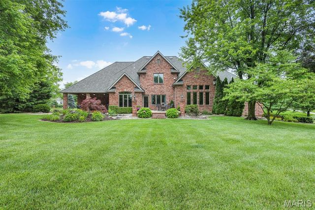15 Sugar Creek Lane, Edwardsville, IL 62025