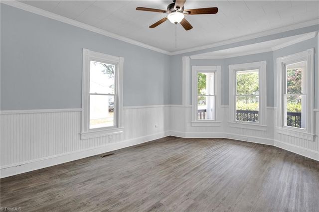 300 Cox Avenue, Thomasville, NC 27360