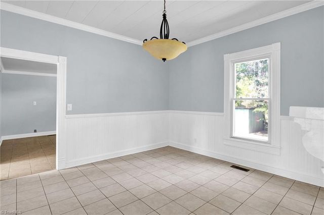 300 Cox Avenue, Thomasville, NC 27360