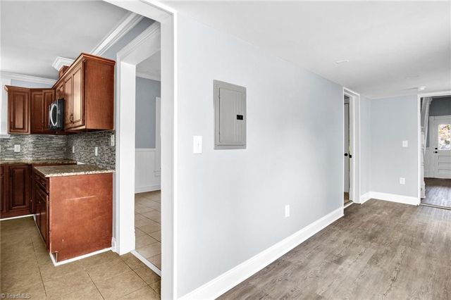 300 Cox Avenue, Thomasville, NC 27360