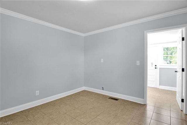 300 Cox Avenue, Thomasville, NC 27360