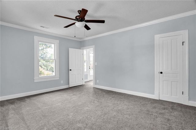 300 Cox Avenue, Thomasville, NC 27360