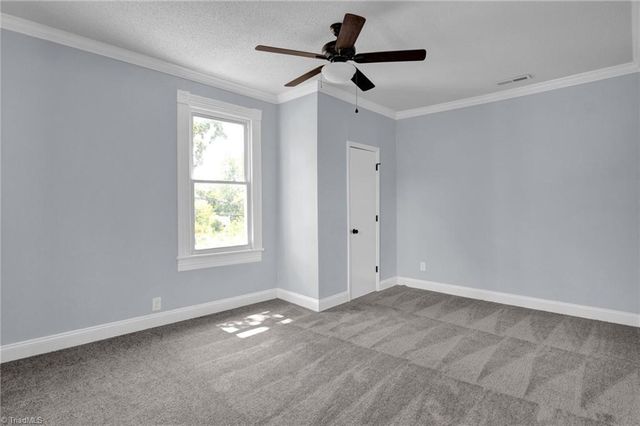 300 Cox Avenue, Thomasville, NC 27360