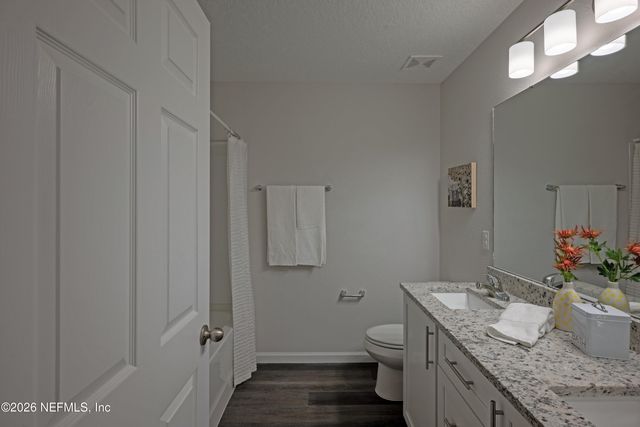 965 NOAH Road, Jacksonville, FL 32218