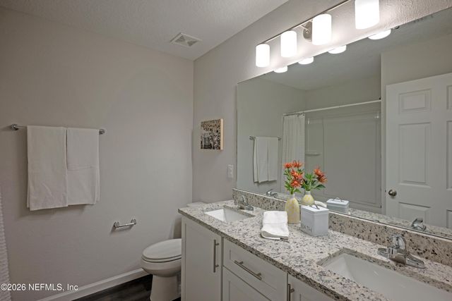 965 NOAH Road, Jacksonville, FL 32218