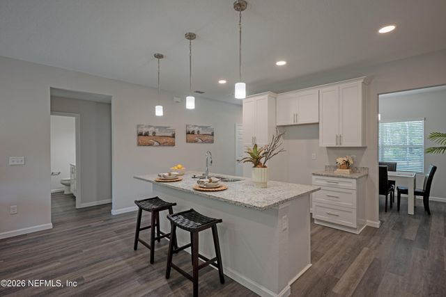 965 NOAH Road, Jacksonville, FL 32218