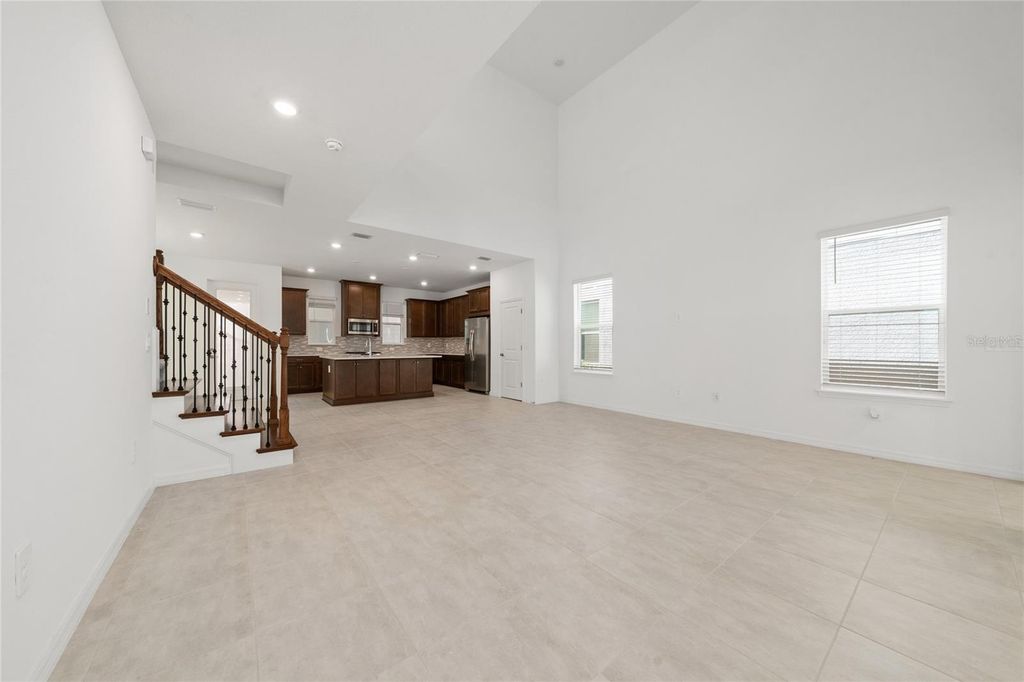 Image 11 of property listing at 16277 HONEY HARVEST STREET, Winter Garden, FL 34787