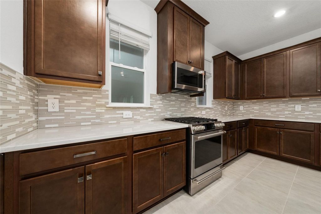 Image 14 of property listing at 16277 HONEY HARVEST STREET, Winter Garden, FL 34787