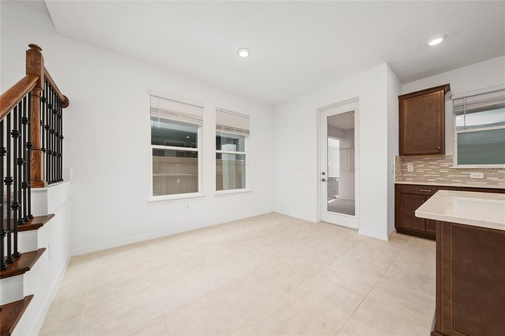 Image 16 of property listing at 16277 HONEY HARVEST STREET, Winter Garden, FL 34787