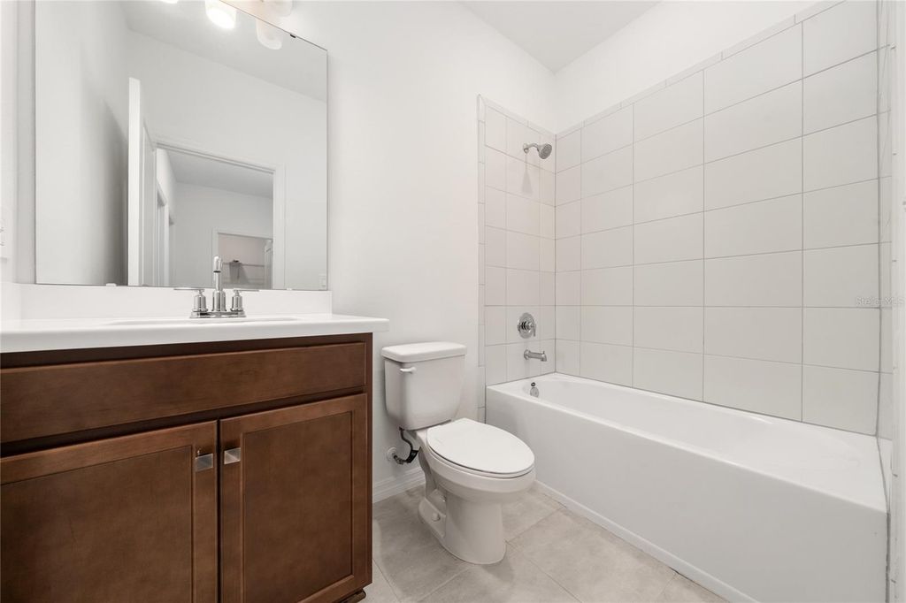 Image 24 of property listing at 16277 HONEY HARVEST STREET, Winter Garden, FL 34787