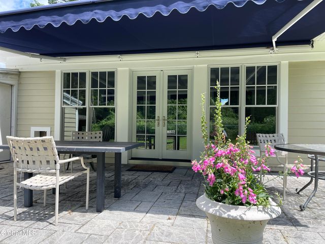 11 Hughes Court, Queensbury, NY 12804