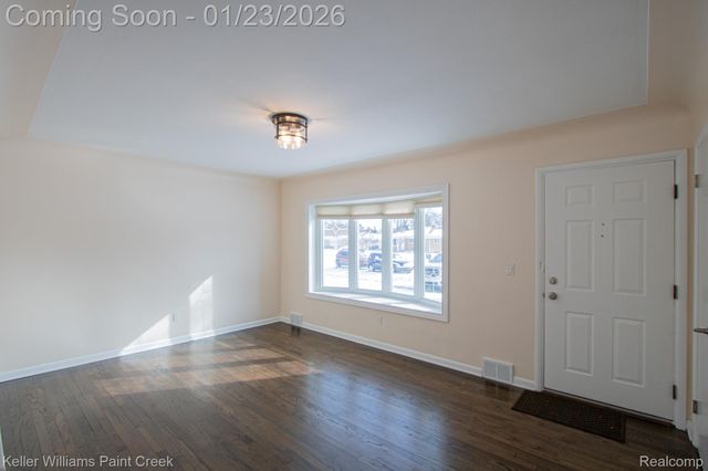 5617 Westfalen Drive, Shelby Charter Township, MI 48317