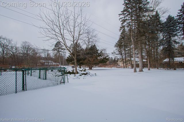 5617 Westfalen Drive, Shelby Charter Township, MI 48317