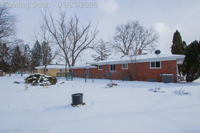 5617 Westfalen Drive, Shelby Charter Township, MI 48317