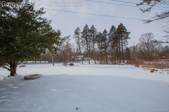 5617 Westfalen Drive, Shelby Charter Township, MI 48317