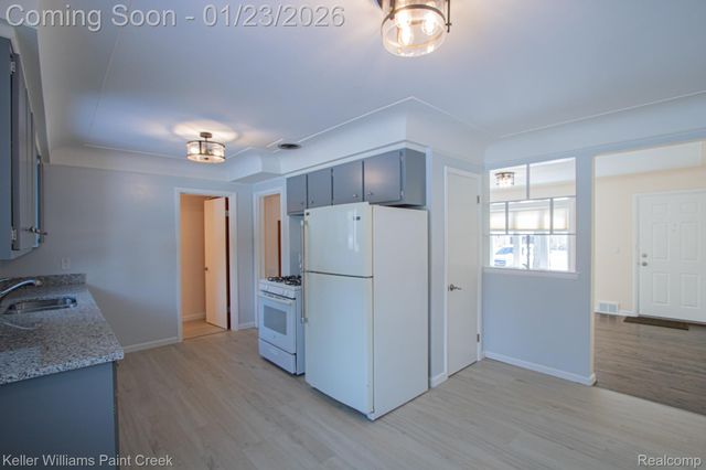 5617 Westfalen Drive, Shelby Charter Township, MI 48317