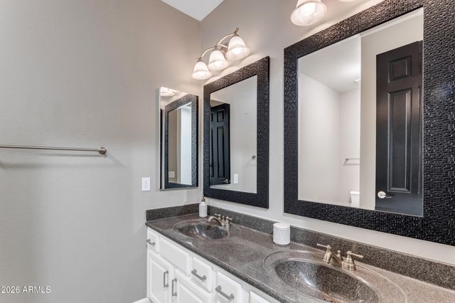 3296 E VALLEJO Court, Gilbert, AZ 85298