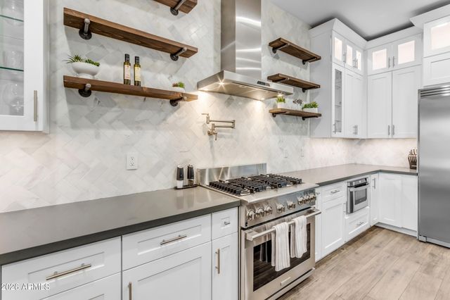 3296 E VALLEJO Court, Gilbert, AZ 85298