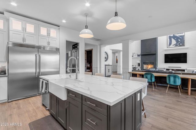 3296 E VALLEJO Court, Gilbert, AZ 85298