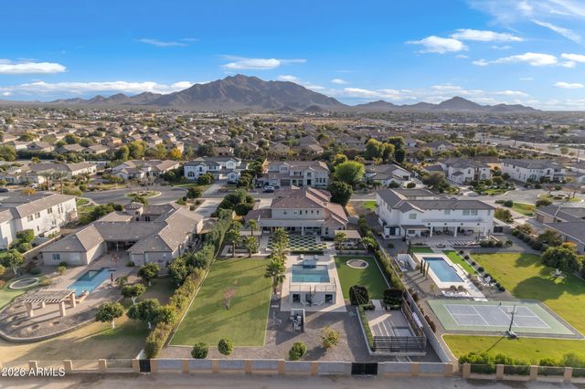 3296 E VALLEJO Court, Gilbert, AZ 85298