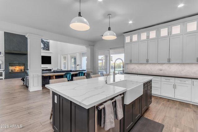 3296 E VALLEJO Court, Gilbert, AZ 85298