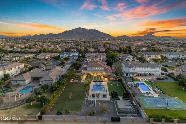 3296 E VALLEJO Court, Gilbert, AZ 85298