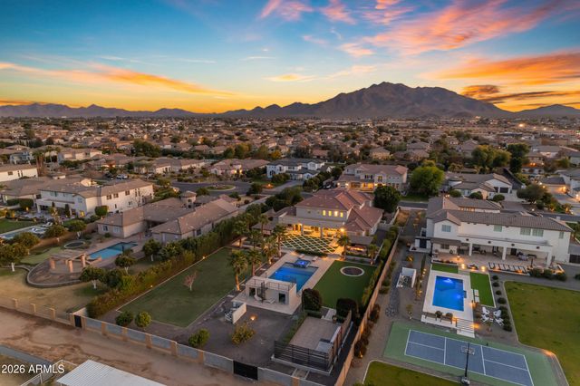 3296 E VALLEJO Court, Gilbert, AZ 85298