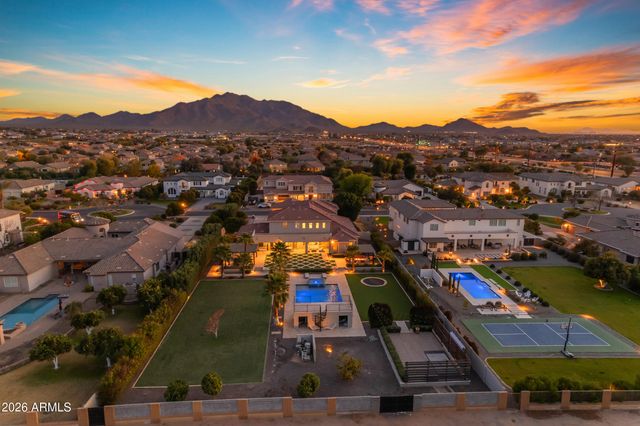 3296 E VALLEJO Court, Gilbert, AZ 85298