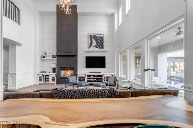 3296 E VALLEJO Court, Gilbert, AZ 85298