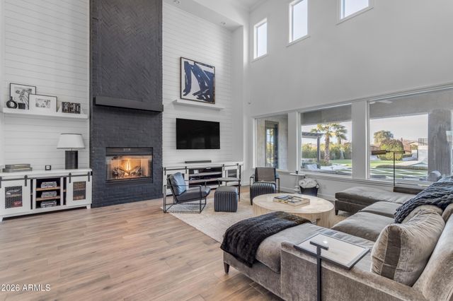 3296 E VALLEJO Court, Gilbert, AZ 85298