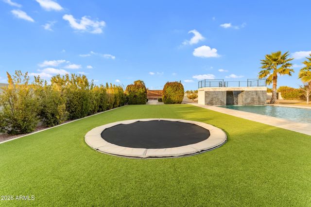 3296 E VALLEJO Court, Gilbert, AZ 85298