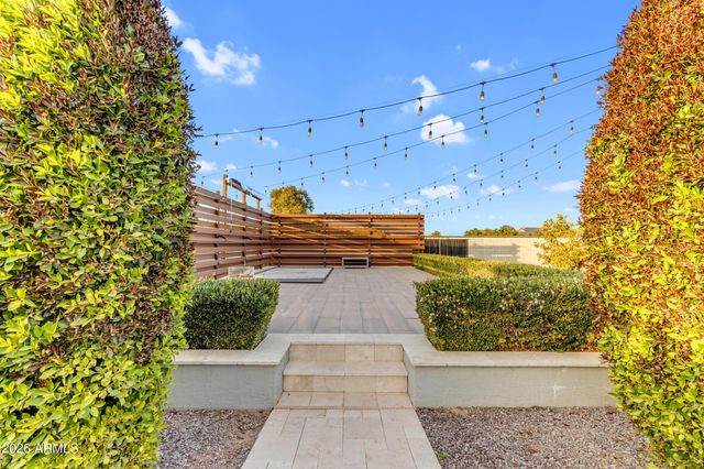 3296 E VALLEJO Court, Gilbert, AZ 85298