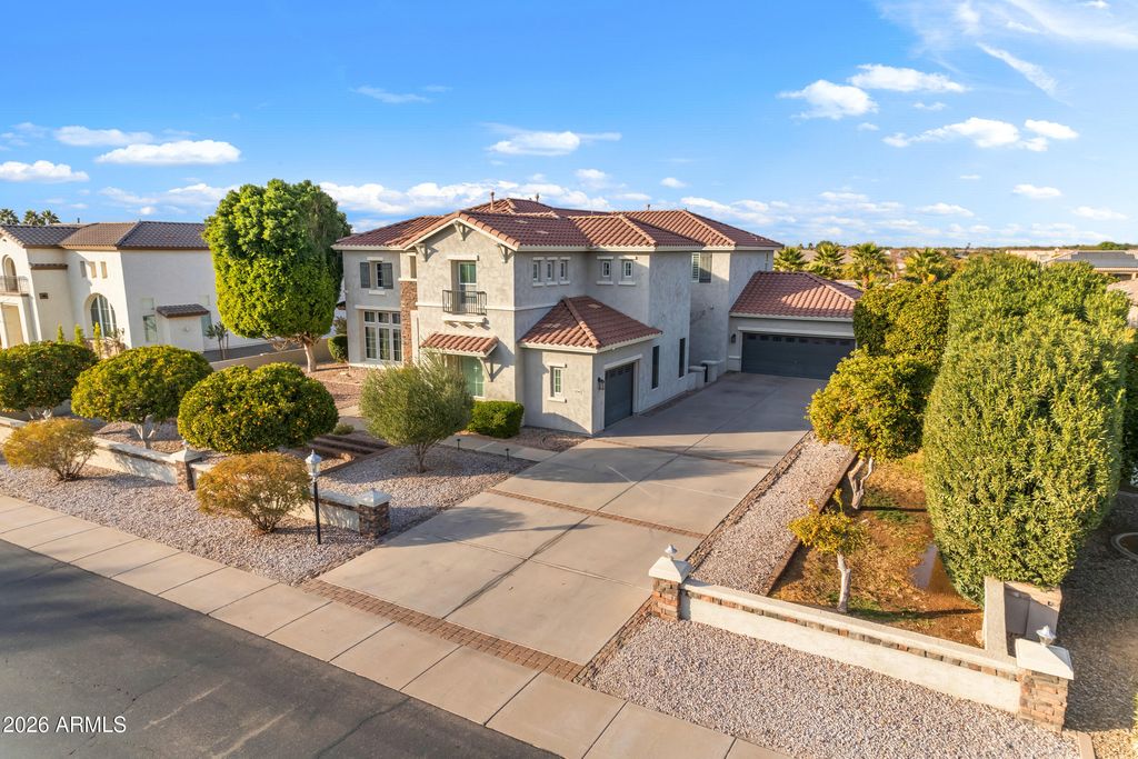 3296 E VALLEJO Court, Gilbert, AZ 85298