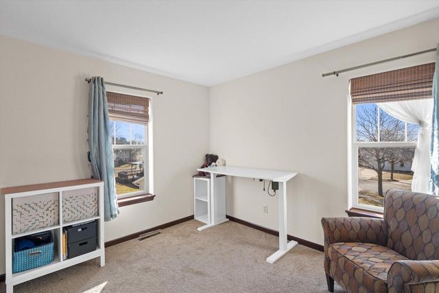 619 Arlington WAY, Watertown, WI 53094