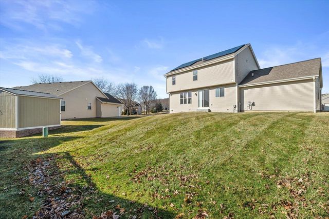 619 Arlington WAY, Watertown, WI 53094